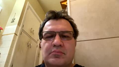 Snapshot of atozzzz chatting on February 14, 2:25 pm atozzzz online show from February 14, 2:25 pm