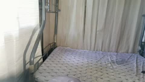 aubrey_xx online show from August 5, 2:47 am
