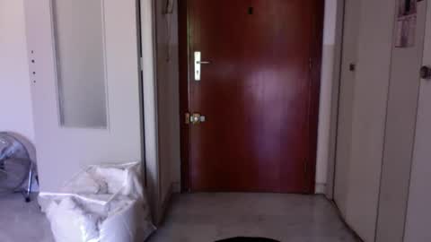 auguste688483 online show from May 22, 8:53 am
