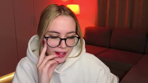 aurelia_voss online show from February 19, 6:31 am