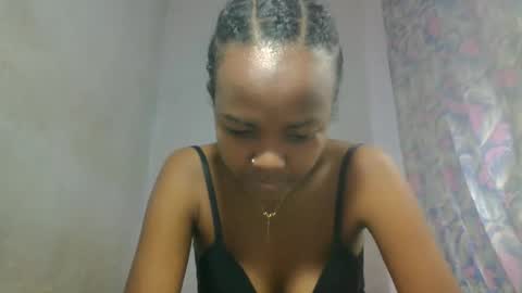 aurelie08 online show from May 24, 10:53 am