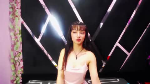 aurora online show from February 15, 9:37 pm