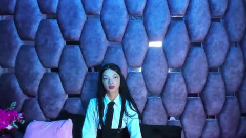 aurora online show from September 19, 6:19 pm