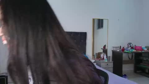 Aurora online show from February 28, 1:50 am