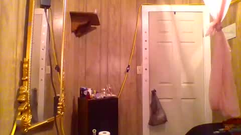 Destiny Nicole online show from June 14, 5:09 am