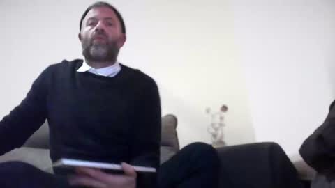 Snapshot of aussie_dad_uc chatting on June 24, 9:30 am aussie_dad_uc online show from June 24, 9:30 am