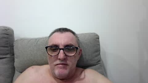 aussie_ozzie online show from July 30, 6:56 am