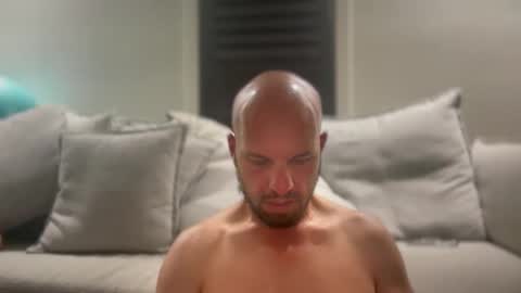 aussieboycal online show from April 7, 12:05 pm