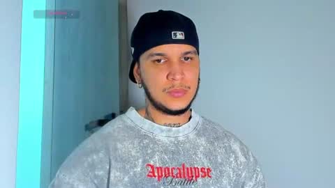 Snapshot of austin_curry chatting on June 17, 11:05 pm A online show from June 17, 11:05 pm