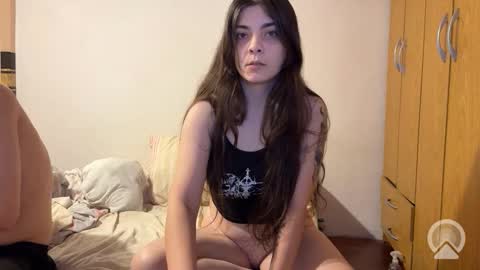 austinavril online show from March 5, 2:40 am