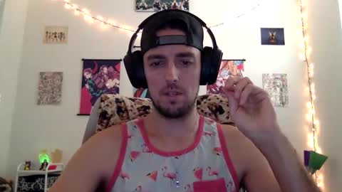 Snapshot of austincutieyes chatting on June 3, 1:30 am AudiEna online show from June 3, 1:30 am