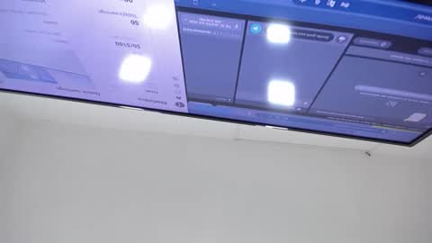 austinreeds online show from September 22, 11:56 am