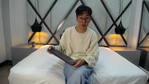 austinreeds online show from October 11, 12:15 pm