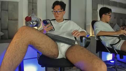 austinreeds online show from March 14, 6:08 am