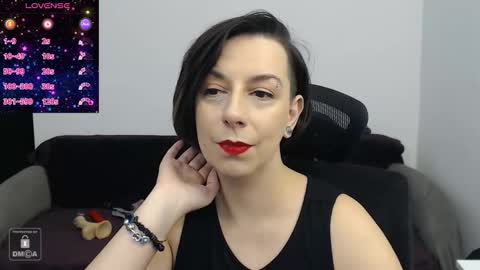 AutumnOpal online show from November 9, 12:20 am