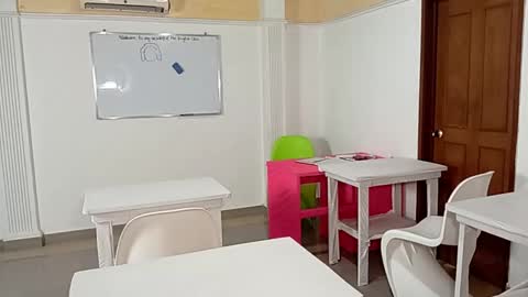 AVA online show from January 18, 7:28 pm