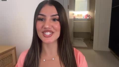 Ava  online show from April 14, 8:53 am