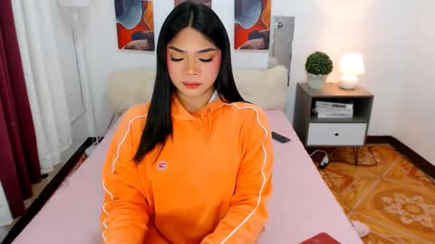 Ava online show from October 17, 6:38 am