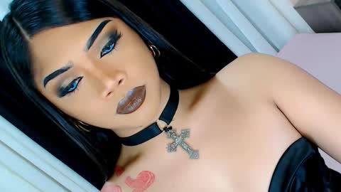 Ava online show from December 3, 6:54 am