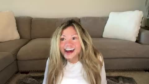 Little Ava  online show from July 10, 6:10 pm