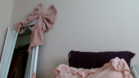 Ava Ashley online show from April 12, 1:49 pm