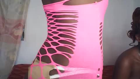 Snapshot of averrine chatting on March 22, 9:13 am averrine online show from March 22, 9:13 am