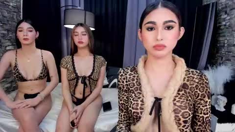 avimiller online show from February 8, 5:39 pm