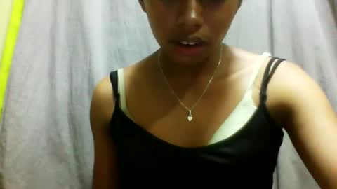 avontsoaldy online show from March 6, 4:09 am