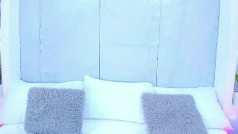 Avy  online show from September 27, 11:37 am