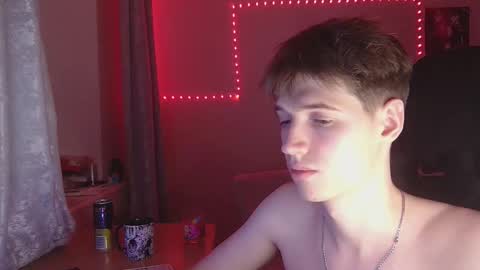 axel_0ne online show from March 2, 8:15 pm