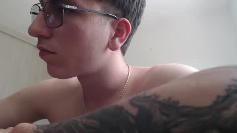 axel__master online show from July 8, 4:44 pm