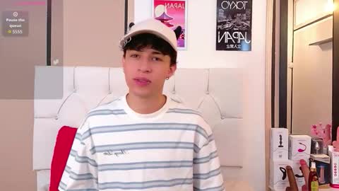 Axel Evanss online show from February 6, 12:30 pm