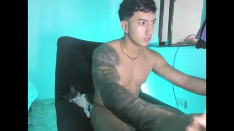 Snapshot of axel_hendrick chatting on July 7, 2:25 am axel_hendrick online show from July 7, 2:25 am