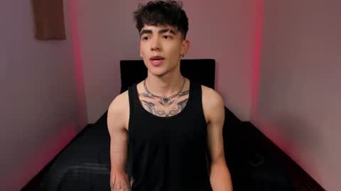 Axel online show from July 5, 11:23 pm