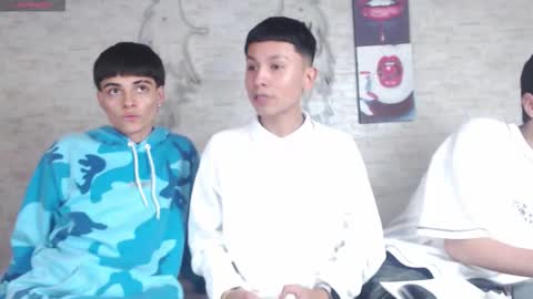 Snapshot of axel_milo_and_kairo chatting on December 3, 3:25 am axel_milo_and_kairo online show from December 3, 3:25 am