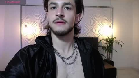 Axel  online show from June 5, 12:17 am