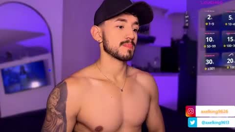 Axel King online show from July 19, 8:01 pm