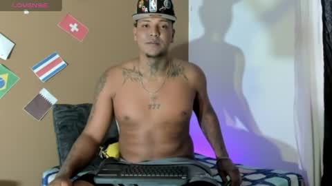 Snapshot of axell_king07 chatting on July 1, 11:12 am Axell online show from July 1, 11:12 am