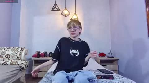 axell_stone online show from July 11, 9:38 pm