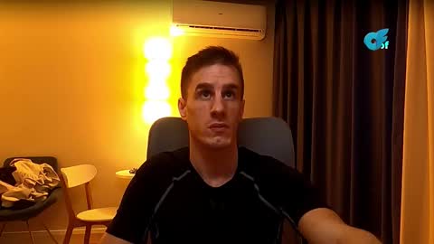 Axl online show from February 16, 2:07 am