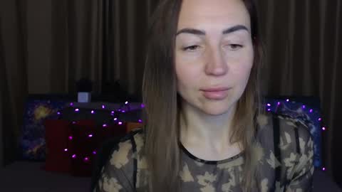 Snapshot of ay_kiss_jully chatting on February 21, 9:45 am Jully online show from February 21, 9:45 am