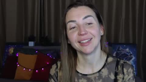 Snapshot of ay_kiss_jully chatting on February 22, 11:02 am Jully online show from February 22, 11:02 am