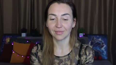 Snapshot of ay_kiss_jully chatting on February 22, 2:52 pm Jully online show from February 22, 2:52 pm