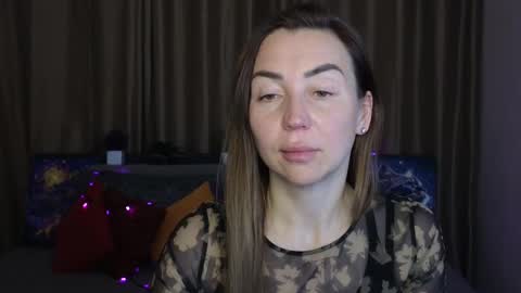 Snapshot of ay_kiss_jully chatting on February 26, 10:09 pm Jully online show from February 26, 10:09 pm