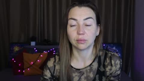 Snapshot of ay_kiss_jully chatting on February 27, 1:48 am Jully online show from February 27, 1:48 am