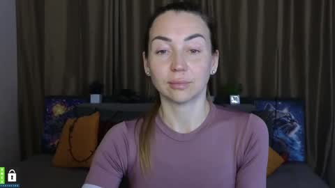 Snapshot of ay_kiss_jully chatting on March 4, 9:29 am Jully online show from March 4, 9:29 am