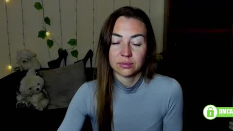 Snapshot of ay_kiss_jully chatting on March 7, 2:15 am Jully online show from March 7, 2:15 am