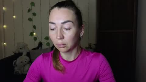 Snapshot of ay_kiss_jully chatting on March 9, 3:27 pm Jully online show from March 9, 3:27 pm