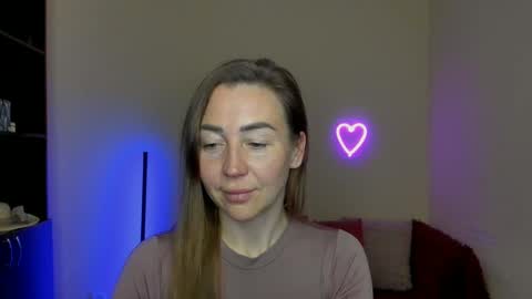 Snapshot of ay_kiss_jully chatting on March 12, 6:33 pm Jully online show from March 12, 6:33 pm