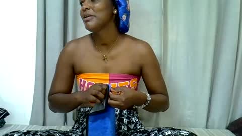 ayla_tyla online show from June 7, 12:53 pm